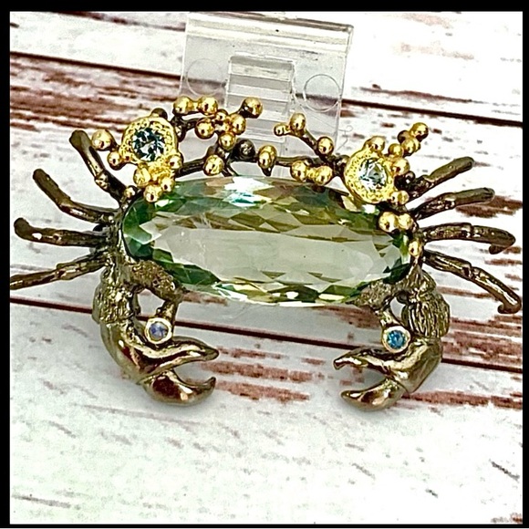 Sterling & 14 kt Green Amethyst Crab Pin - Picture 1 of 4